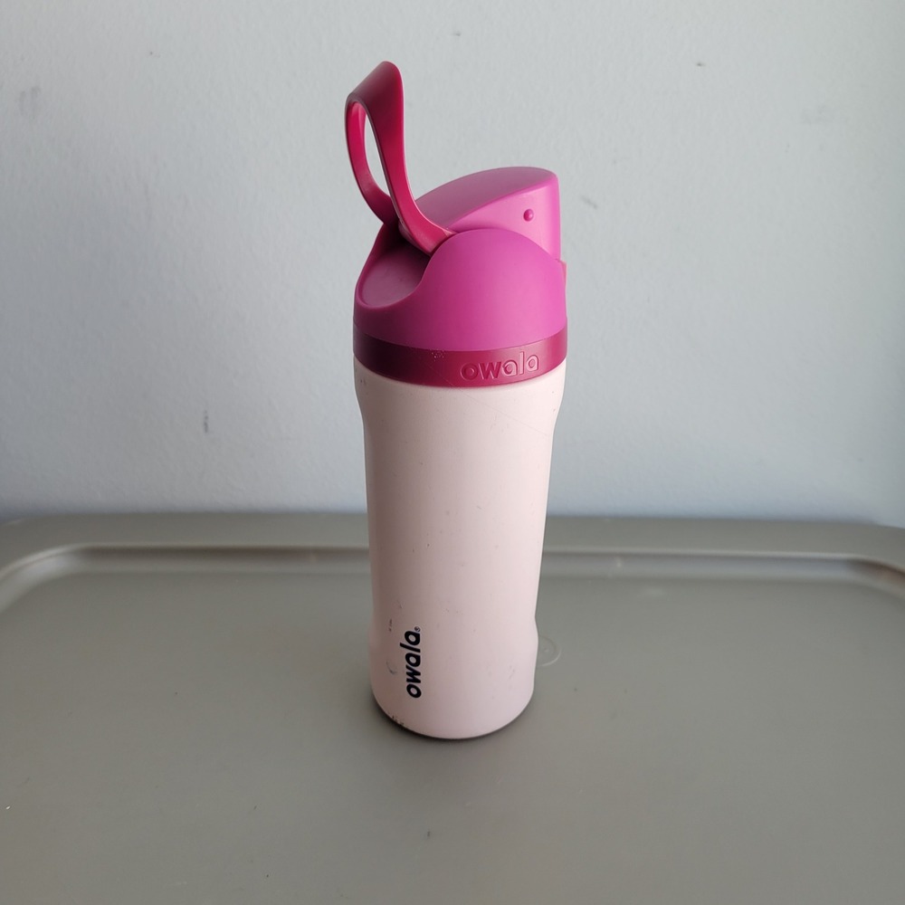 Owala FreeSip Water Bottle Unisex 16oz Pink Fair Insulated Stainless Steel